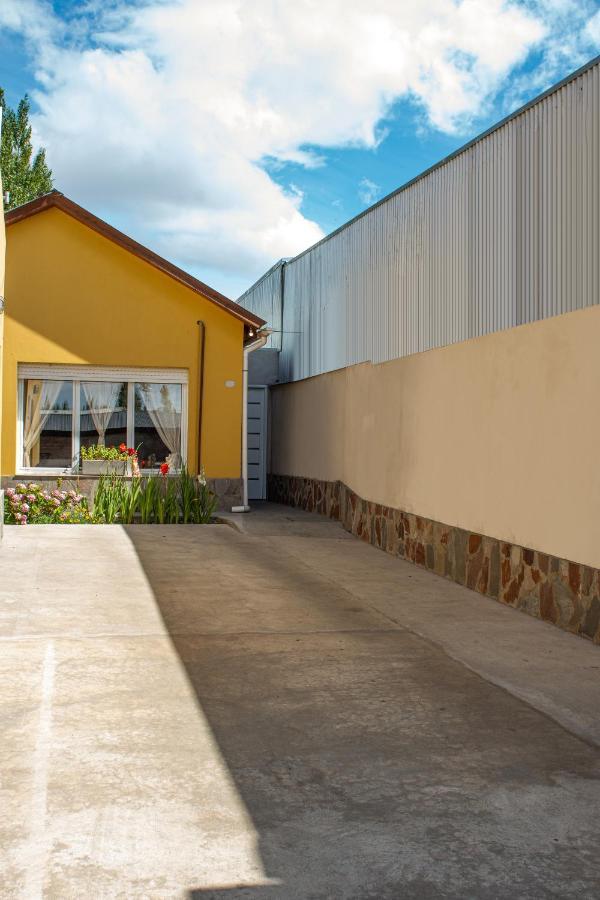 Departamento Casimiro-Nuevo Amplio En Zona Centro Apartment El Calafate Exterior foto